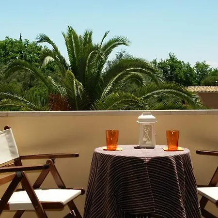 Fiori Hotel 2*