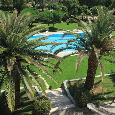 Ξενοδοχείο Fiori 2*